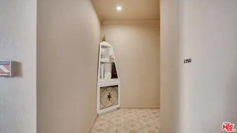 $1,599,000 | 2350 Century Hill, Los Angeles, CA 90067