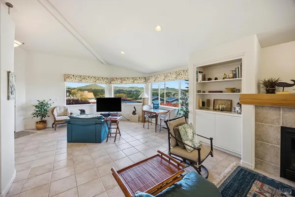 $1,565,000 | 2035 Sandpiper Court, Bodega Bay, CA 94923