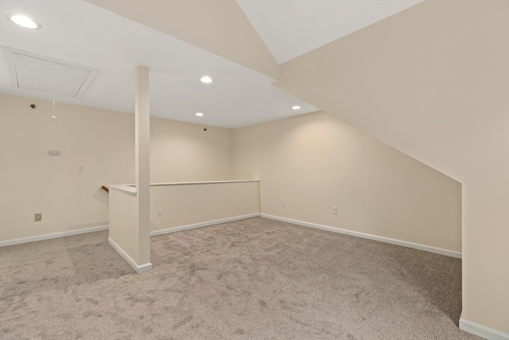 360 Littleton Road, Unit H5 Chelmsford, MA 01824 - Photo 18 of 32