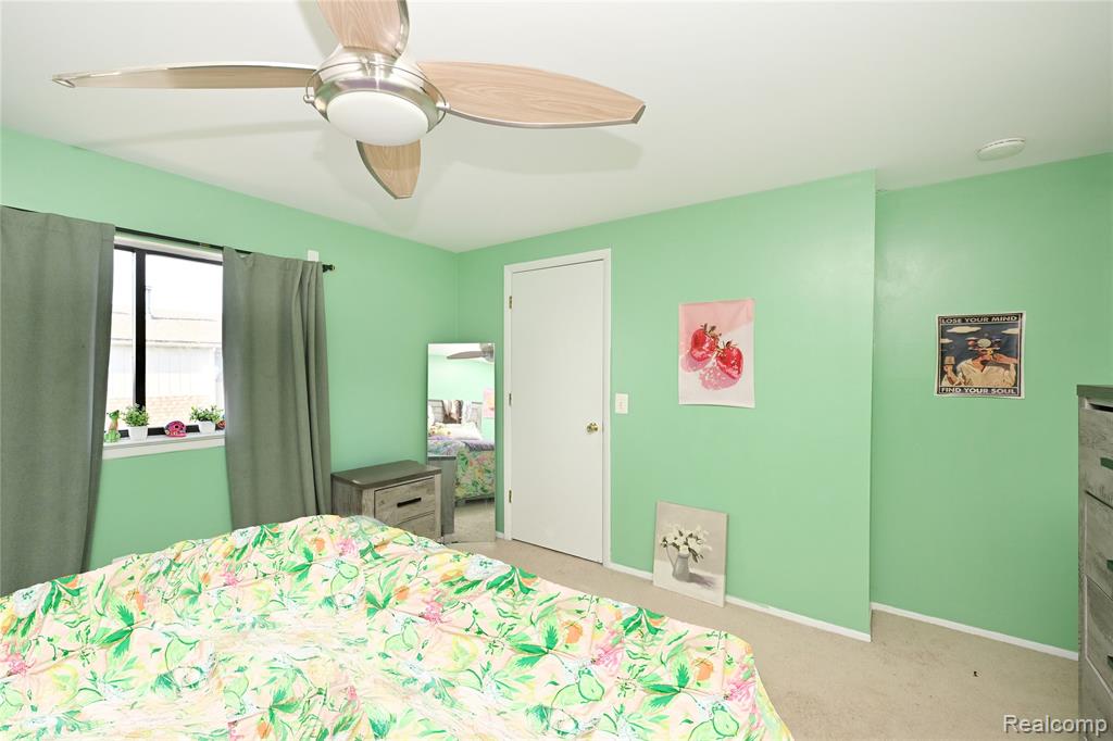 2421 Samoset Road Royal Oak, MI 48073 - Photo 12 of 18 Gallery Image 12