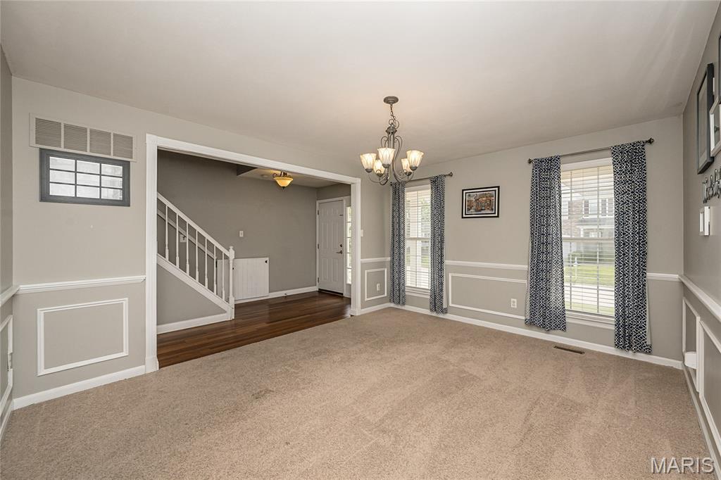 1566 Buckhurst Court Ballwin, MO 63021 - Photo 10 of 53