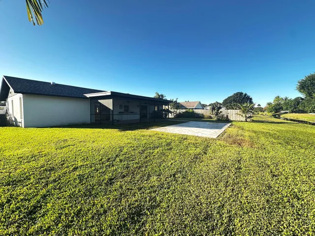 $3,200 | 11497 Anhinga Drive, Wellington, FL 33414