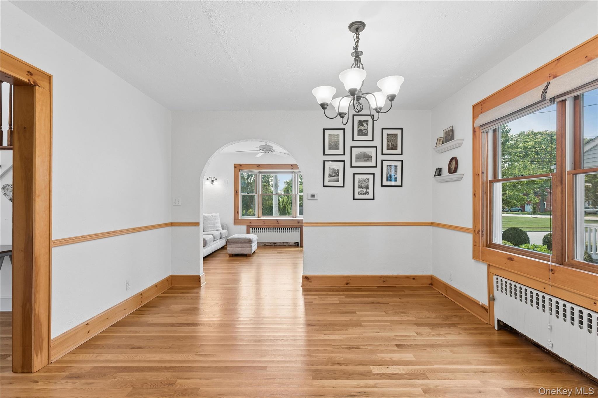 1749 Commonwealth Avenue Merrick, NY 11566 - Photo 9 of 32