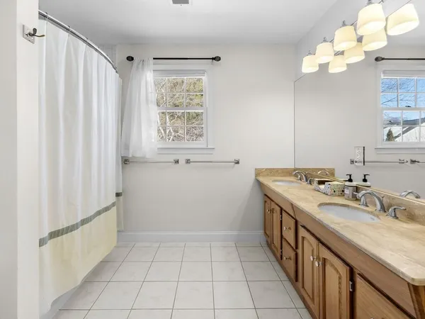 $1,995,000 | 615 Saw Mill Brook Parkway, Newton, MA 02459