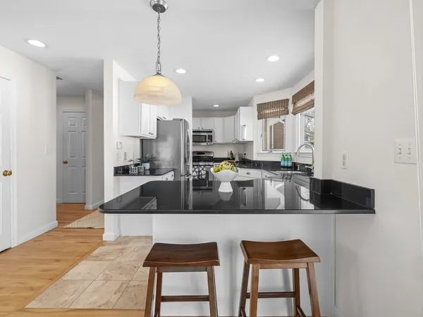 $1,995,000 | 615 Saw Mill Brook Parkway, Newton, MA 02459