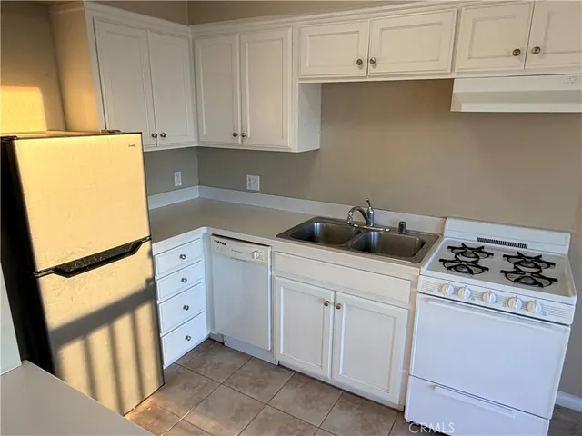 $2,450 | 2617 Calle Del Comercio, Unit 5, San Clemente, CA 92672