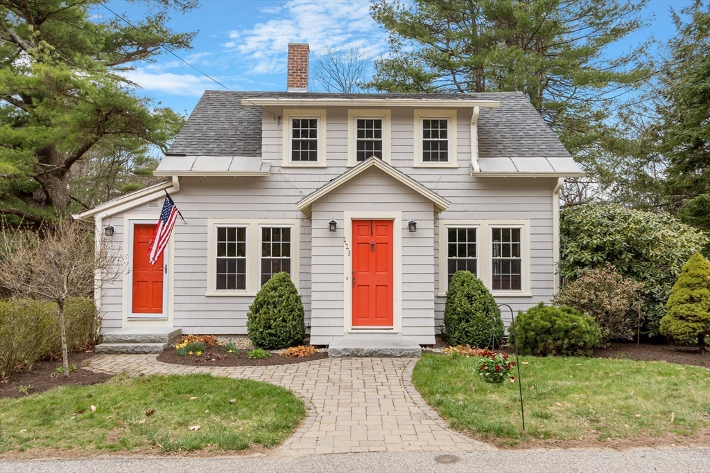 613 Petersham Road Athol, MA 01331 - Photo 2 of 41 a front view of a house with a yard
