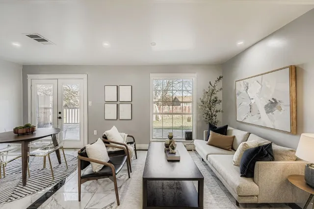 $429,999 | 7004 East Meadow Bend Drive, Austin, TX 78724