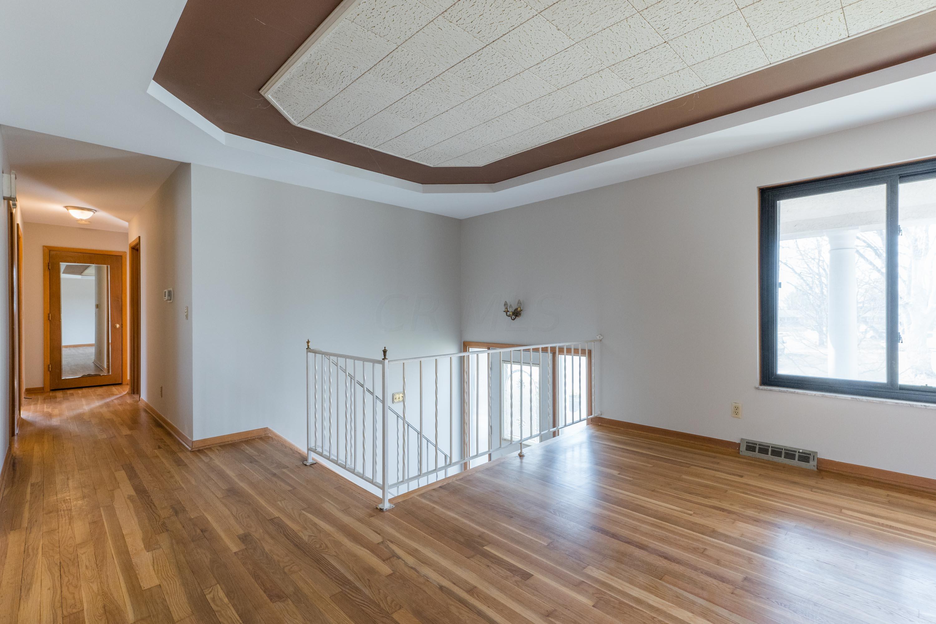 4780 Dechant Road Columbus, OH 43229 - Photo 32 of 58 034P1762333