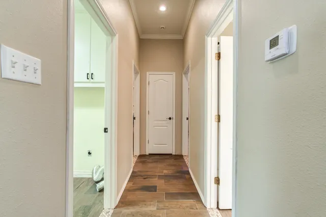 $525,000 | 1 Squaw Lane, Ransom Canyon, TX 79366