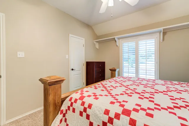 $525,000 | 1 Squaw Lane, Ransom Canyon, TX 79366