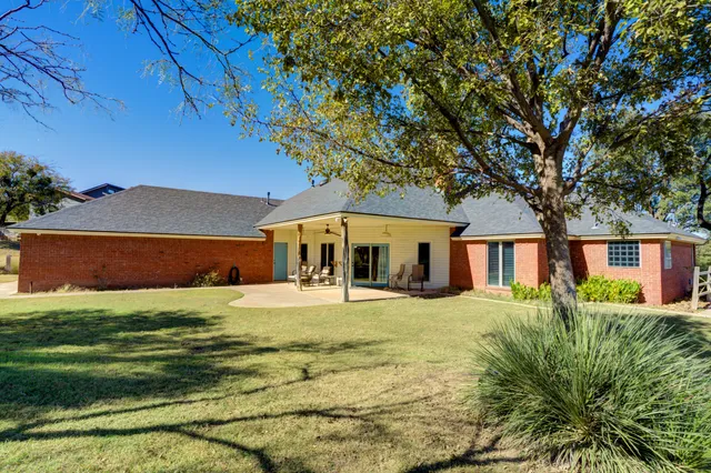 $525,000 | 1 Squaw Lane, Ransom Canyon, TX 79366