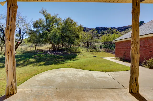 $525,000 | 1 Squaw Lane, Ransom Canyon, TX 79366