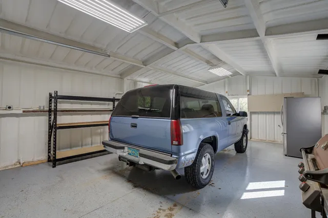 $525,000 | 1 Squaw Lane, Ransom Canyon, TX 79366