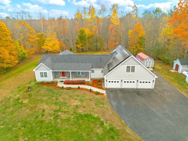 $829,500 | 39 Knapp Lane, South China, ME 04358