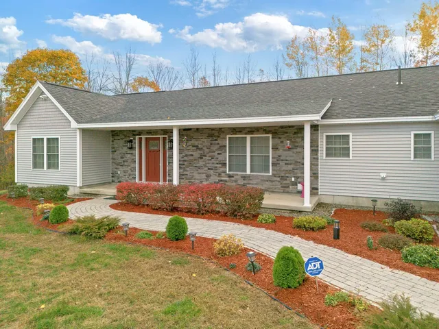 $849,500 | 39 Knapp Lane, South China, ME 04358