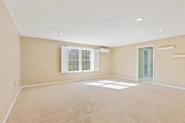 $849,500 | 39 Knapp Lane, South China, ME 04358