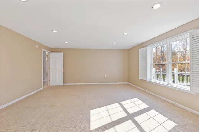 $849,500 | 39 Knapp Lane, South China, ME 04358