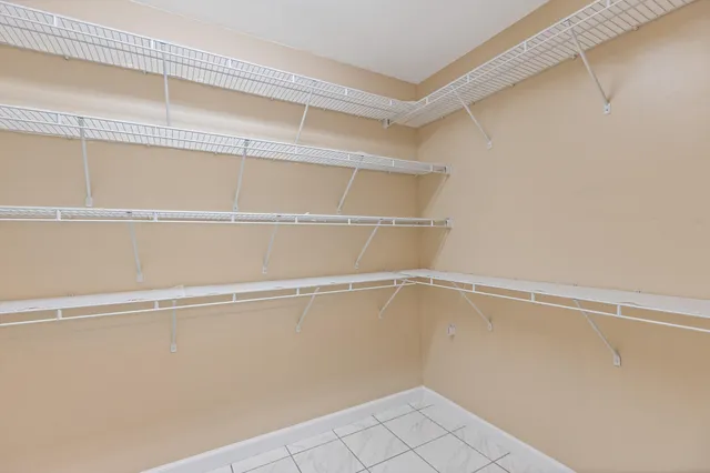 $849,500 | 39 Knapp Lane, South China, ME 04358