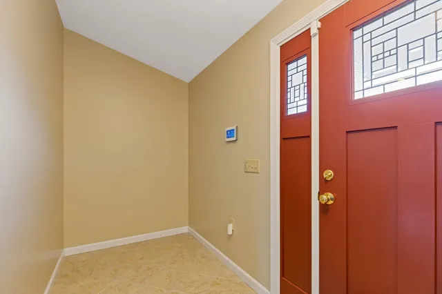 $849,500 | 39 Knapp Lane, South China, ME 04358