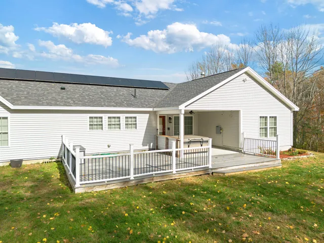 $849,500 | 39 Knapp Lane, South China, ME 04358