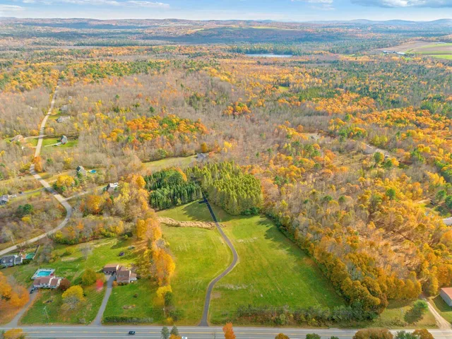 $849,500 | 39 Knapp Lane, South China, ME 04358