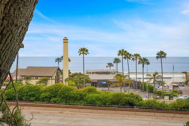 $2,199,000 | 1562 Camino Del Mar, Unit 452, Del Mar, CA 92014