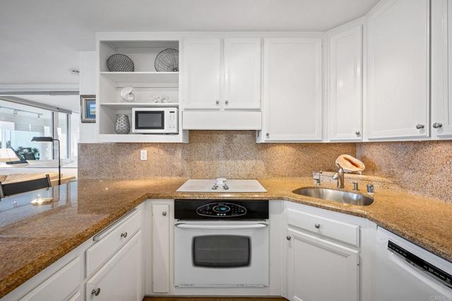 $2,199,000 | 1562 Camino Del Mar, Unit 452, Del Mar, CA 92014