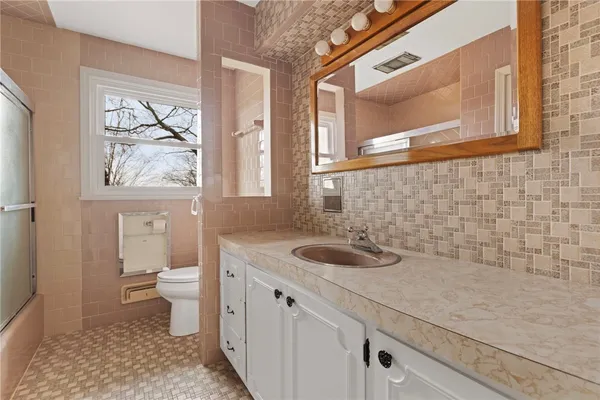 $599,000 | 2 Julia Drive, North Providence, RI 02911