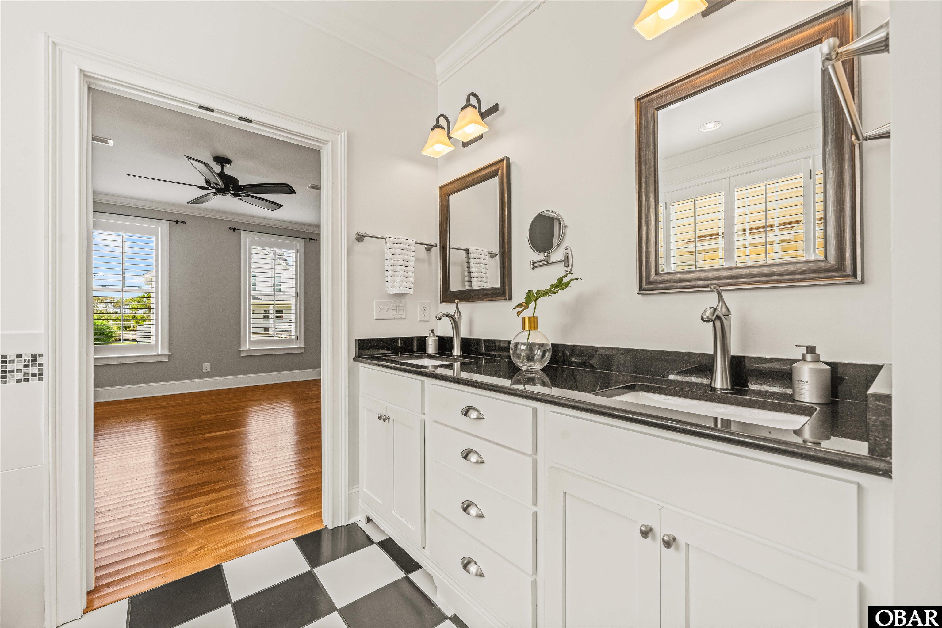 807 Back Bay Road Manteo, NC 27954 - Photo 17 of 49