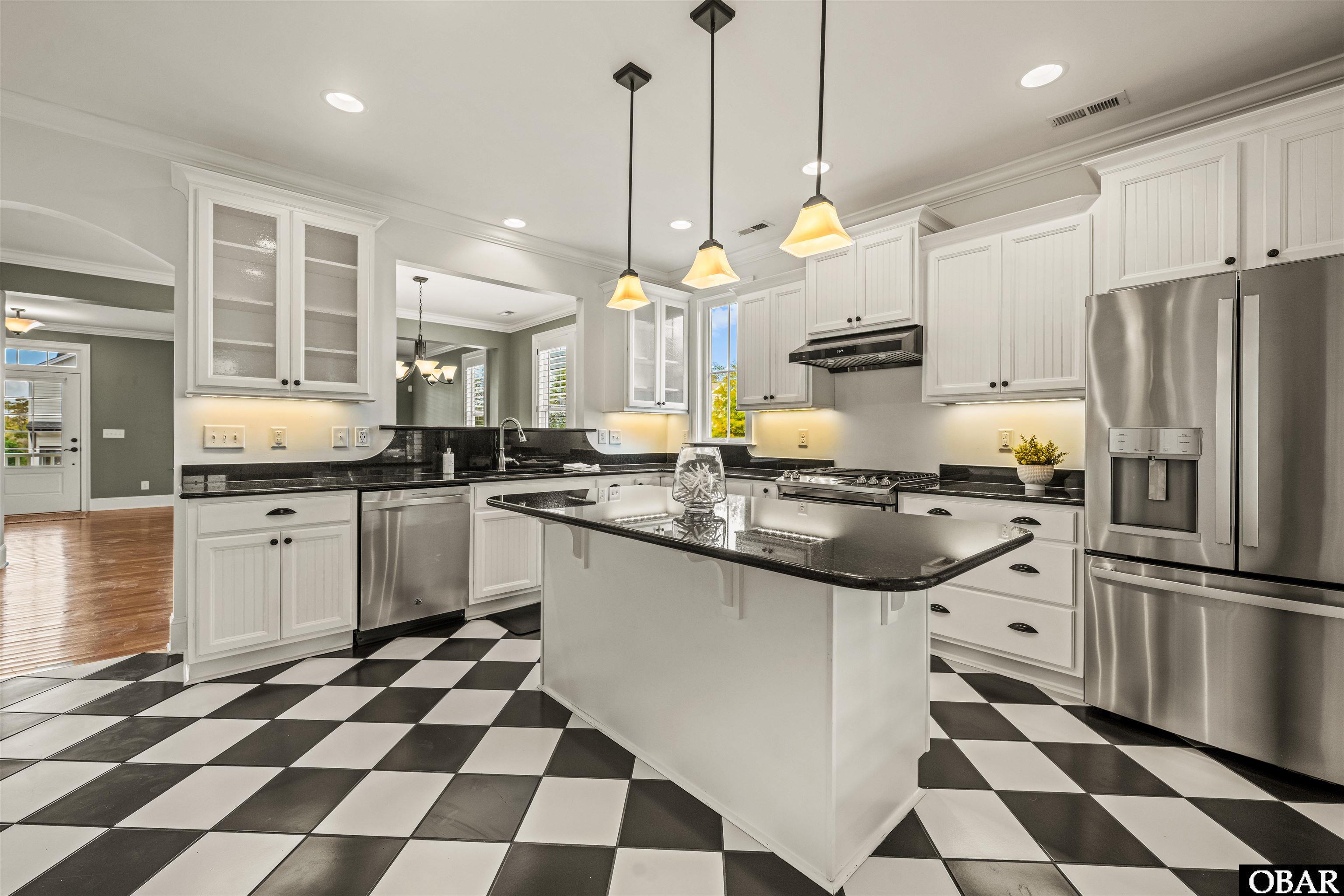 807 Back Bay Road Manteo, NC 27954 - Photo 5 of 49