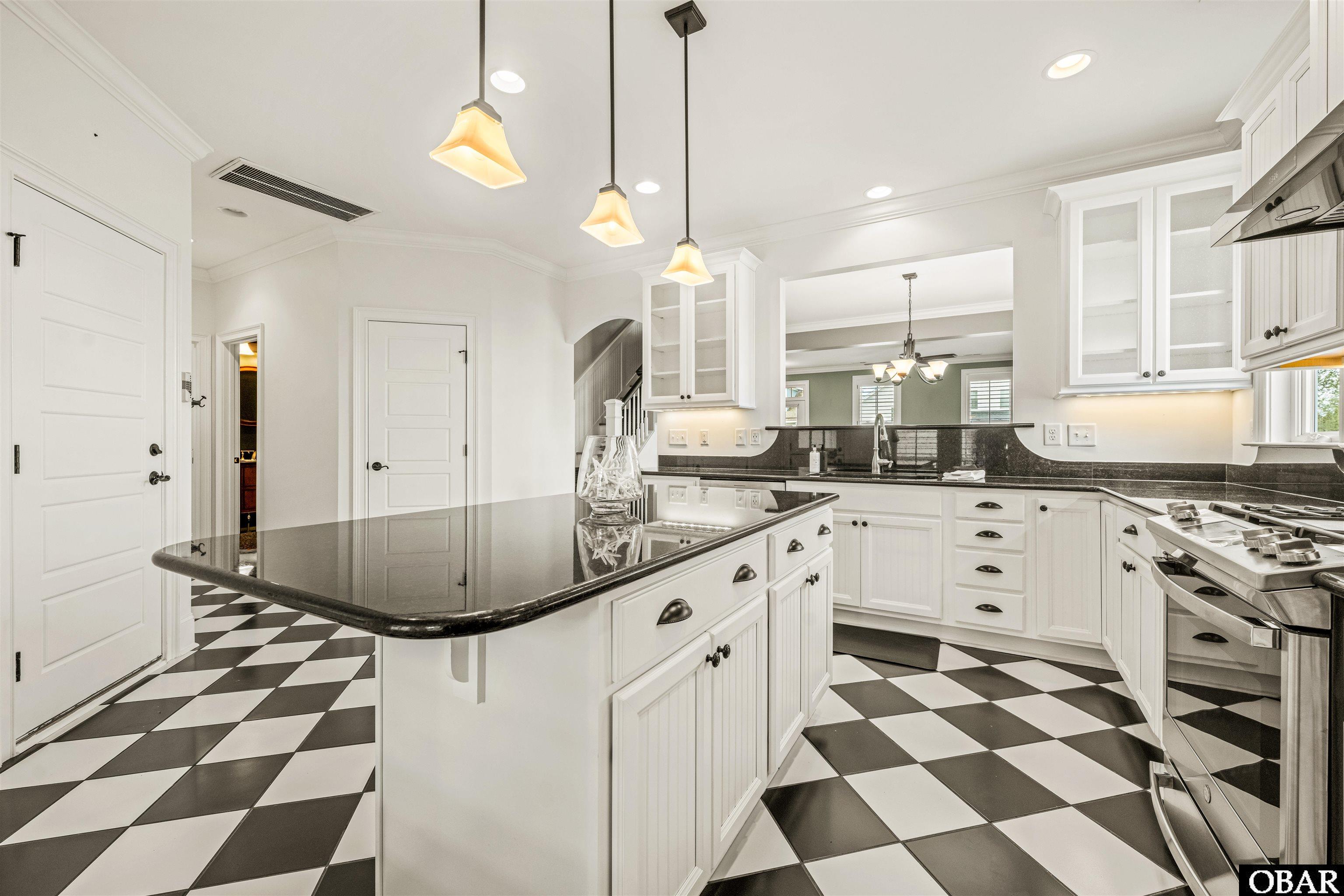 807 Back Bay Road Manteo, NC 27954 - Photo 7 of 49