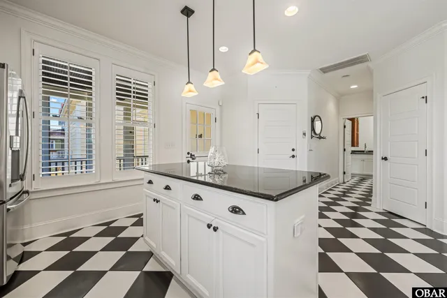 $748,200 | 807 Back Bay Road, Manteo, NC 27954