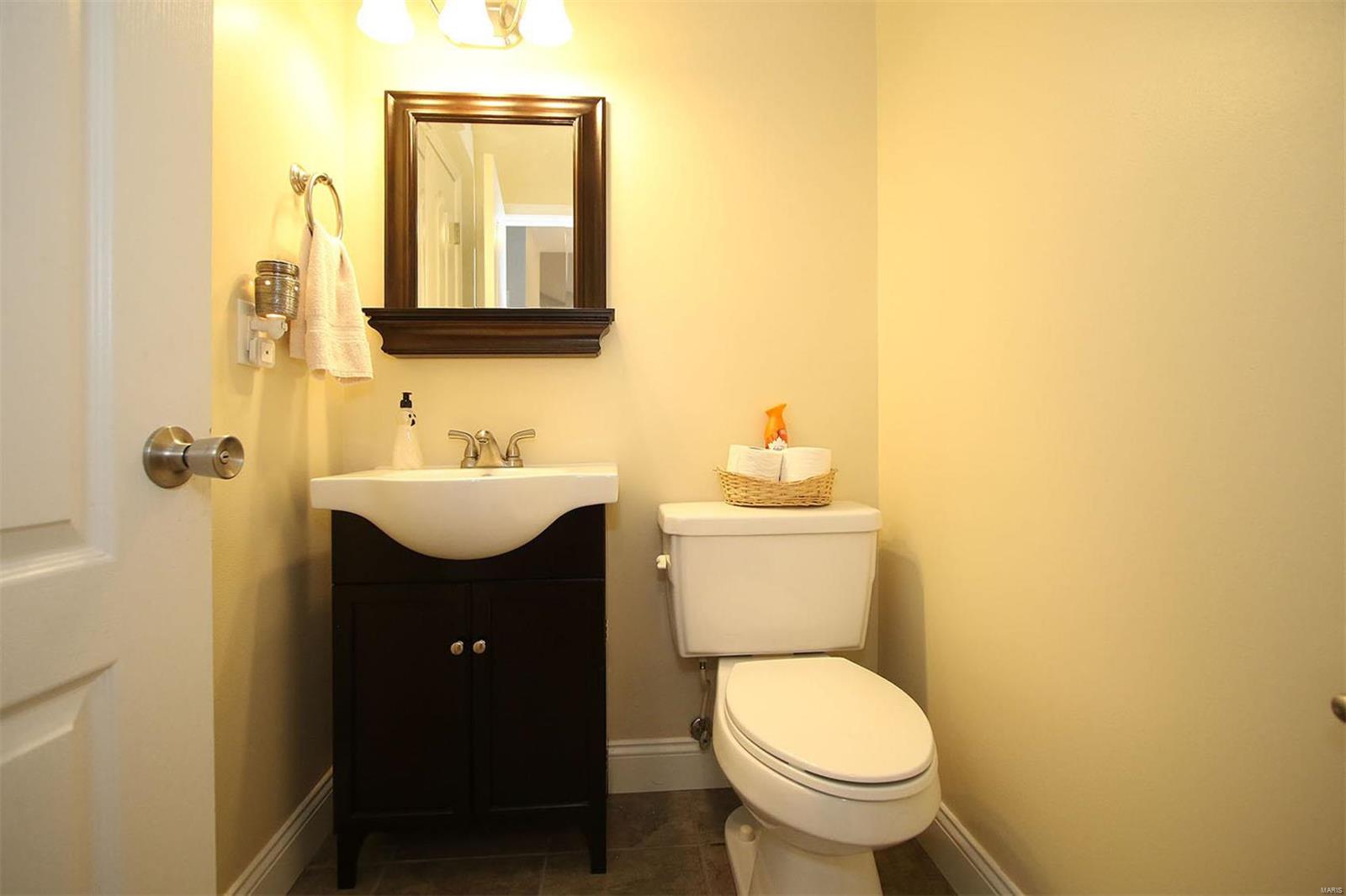 2482 Becker Road Highland, IL 62249 - Photo 19 of 71