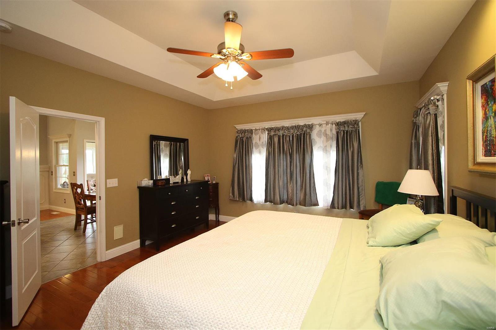 2482 Becker Road Highland, IL 62249 - Photo 23 of 71