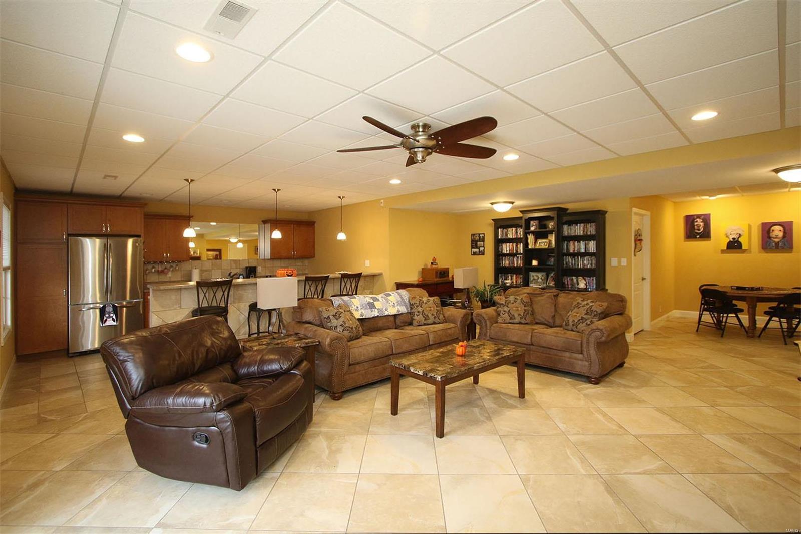 2482 Becker Road Highland, IL 62249 - Photo 37 of 71