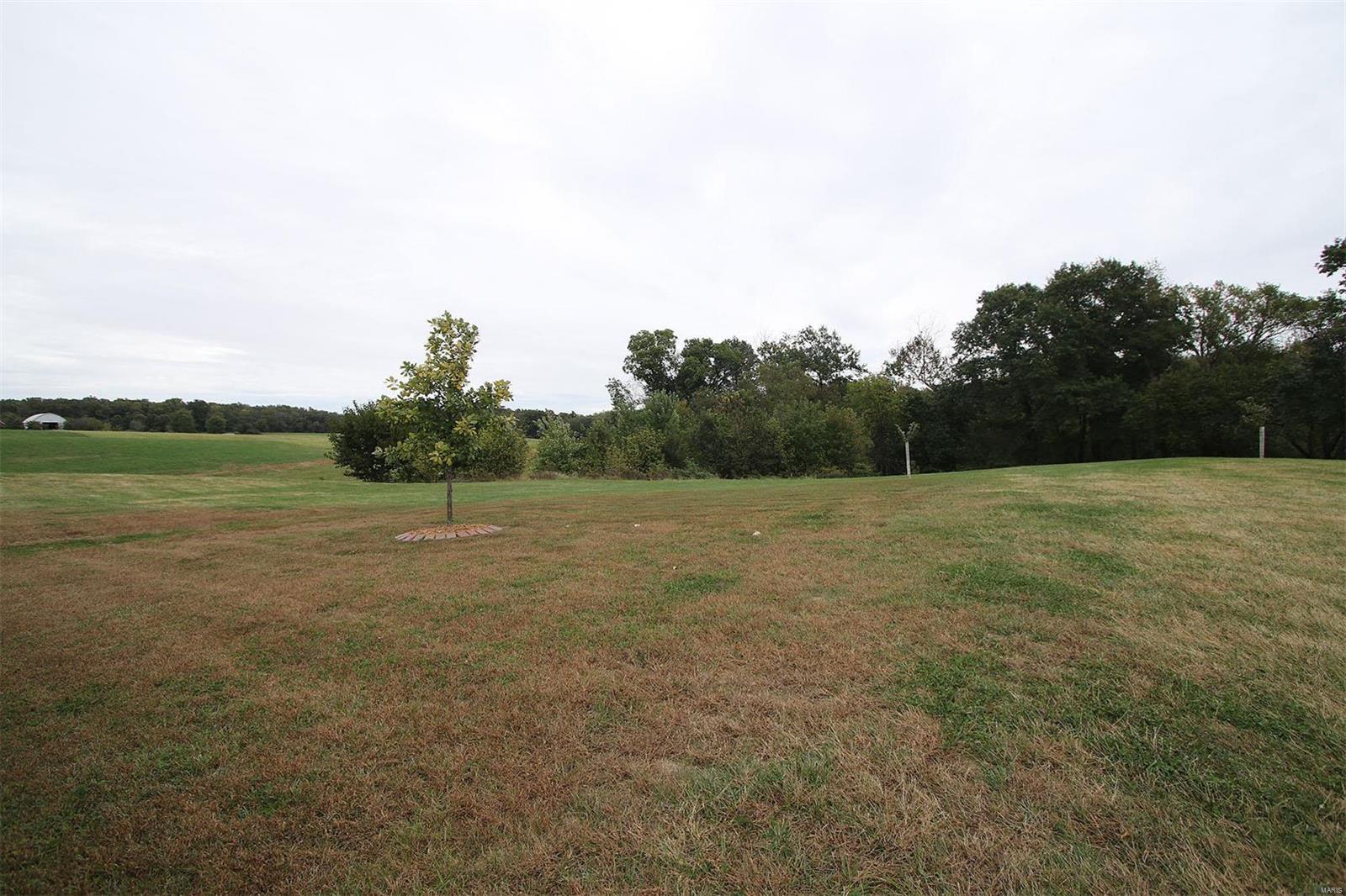 2482 Becker Road Highland, IL 62249 - Photo 56 of 71
