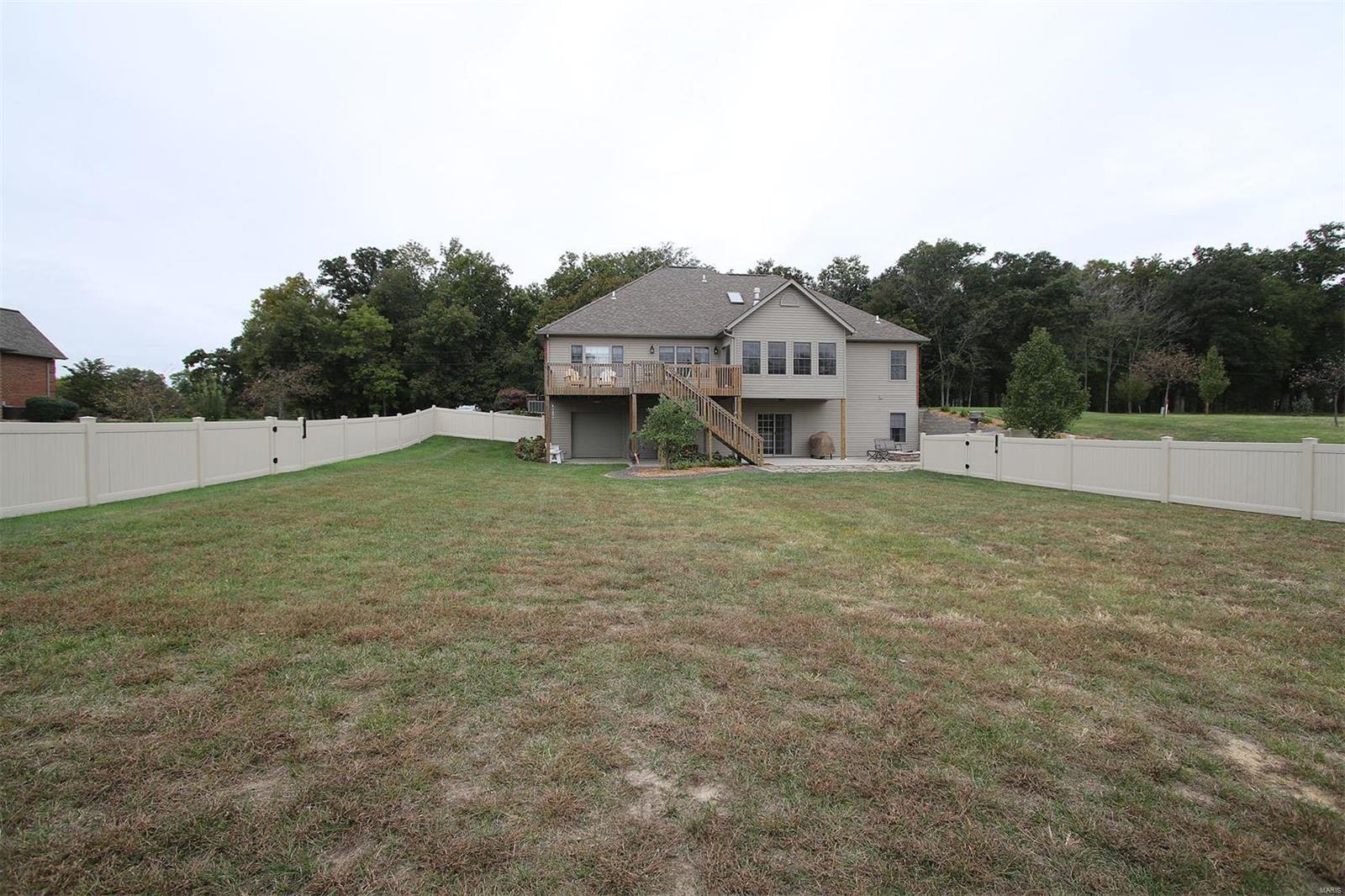 2482 Becker Road Highland, IL 62249 - Photo 57 of 71
