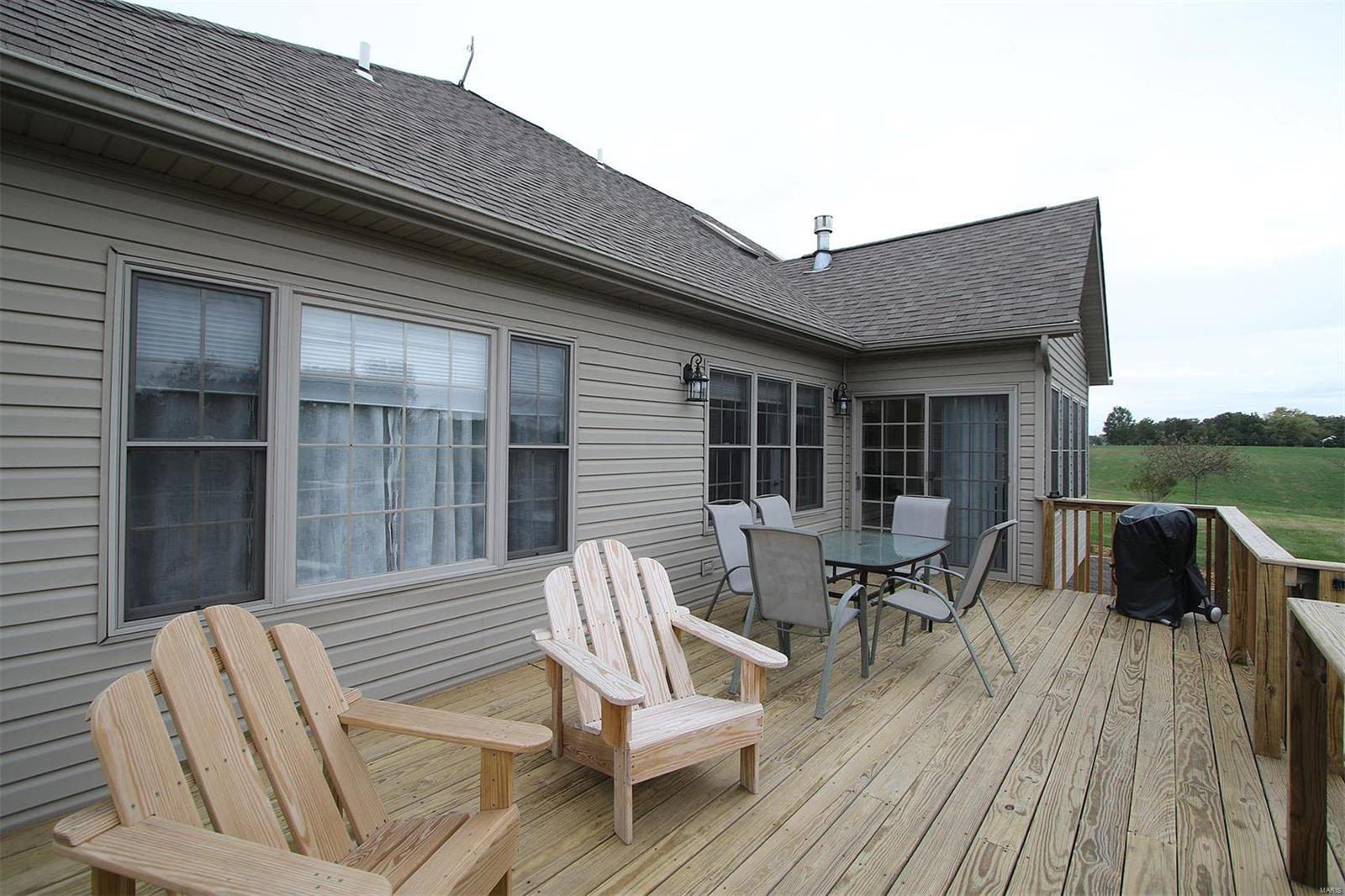 2482 Becker Road Highland, IL 62249 - Photo 70 of 71