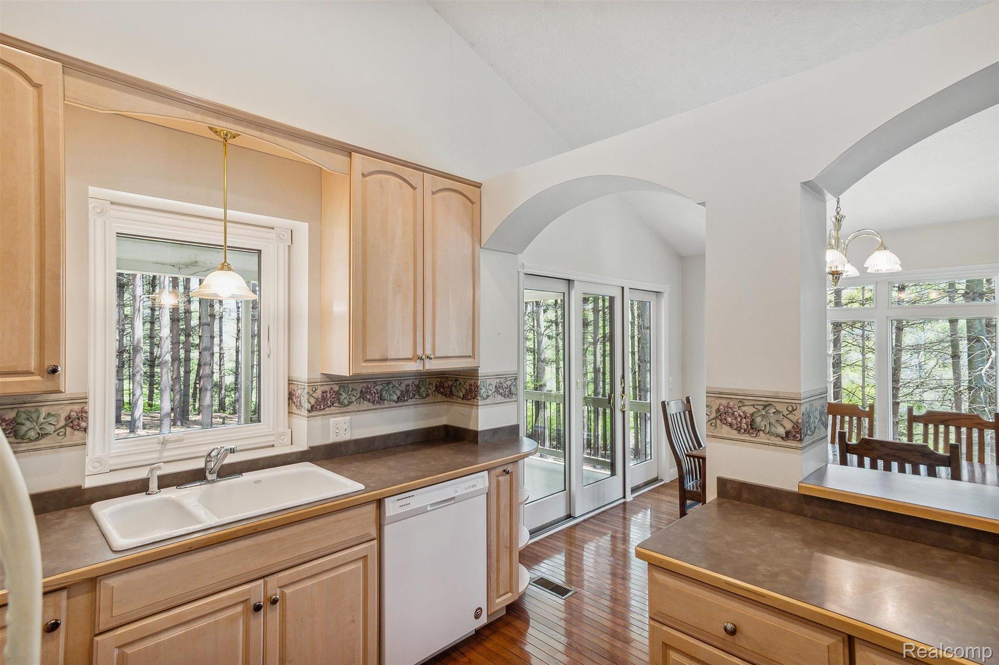 930 Gulley Road Howell, MI 48843 - Photo 15 of 44 Gallery Image 15