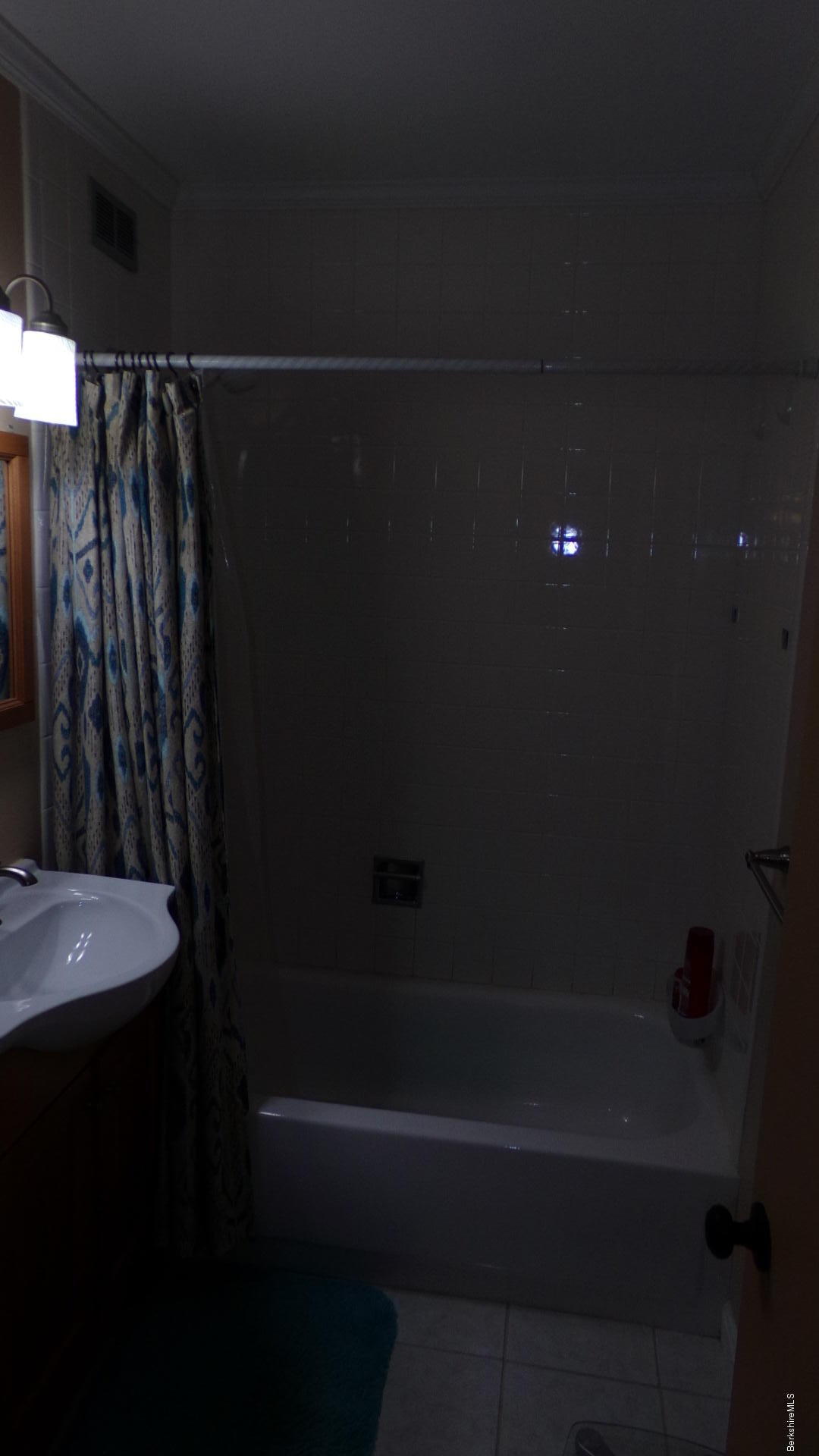 5 Rolling Road, Unit 6 Lenox, MA 01240 - Photo 13 of 18 109_0590