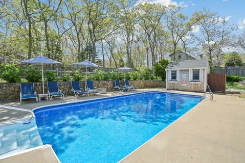 $2,775,000 | 15 21st Street North, Edgartown, MA 02539