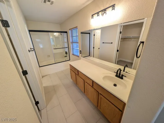 $1,700 | 89 Day Trade Street, Unit 1, Henderson, NV 89074