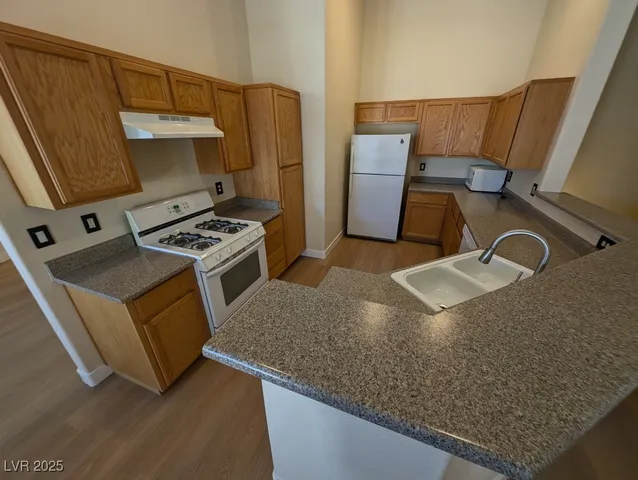 $1,700 | 89 Day Trade Street, Unit 1, Henderson, NV 89074