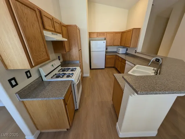 $1,700 | 89 Day Trade Street, Unit 1, Henderson, NV 89074