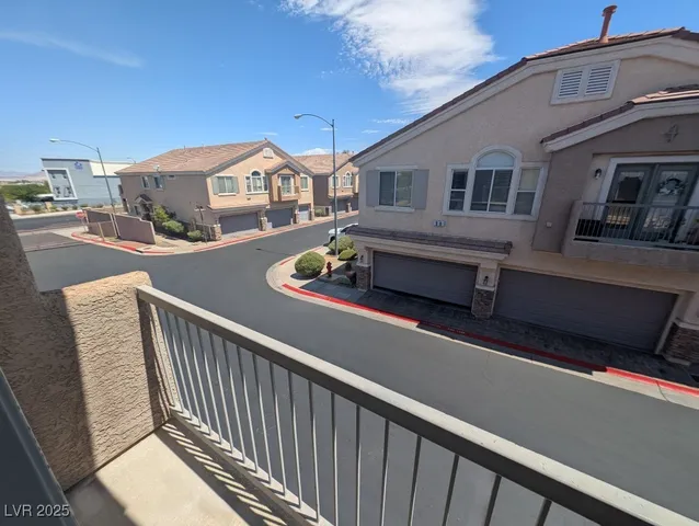 $1,700 | 89 Day Trade Street, Unit 1, Henderson, NV 89074