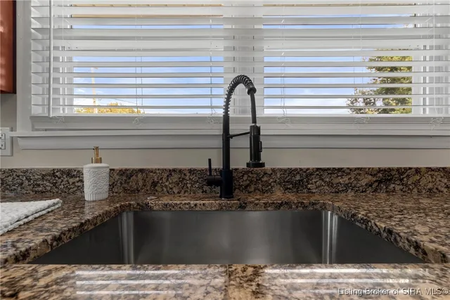 $199,995 | 2080 Edgewood Drive, Charlestown, IN 47111