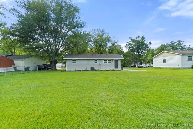 $199,995 | 2080 Edgewood Drive, Charlestown, IN 47111