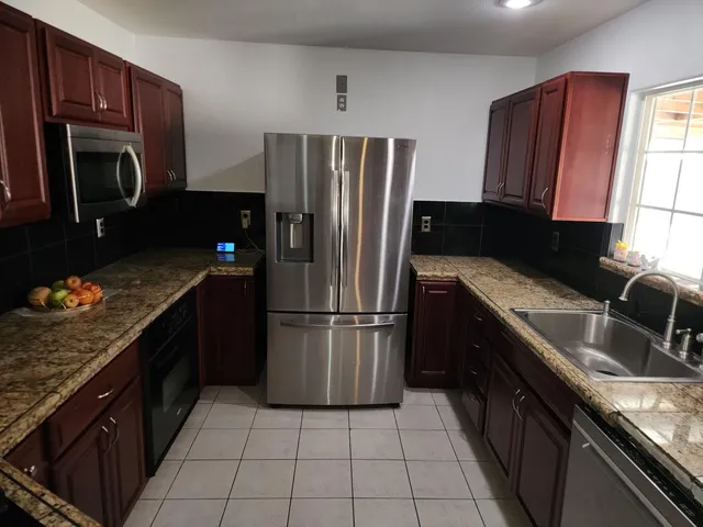 $559,900 | 5771 East Belmont Avenue, Fresno, CA 93727