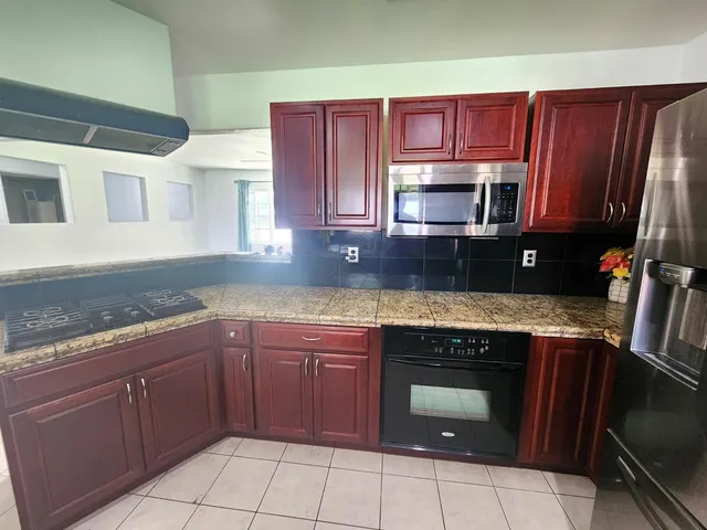 $559,900 | 5771 East Belmont Avenue, Fresno, CA 93727